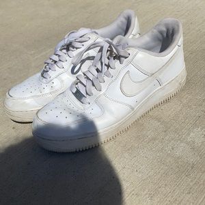 9.5 Nike air forces